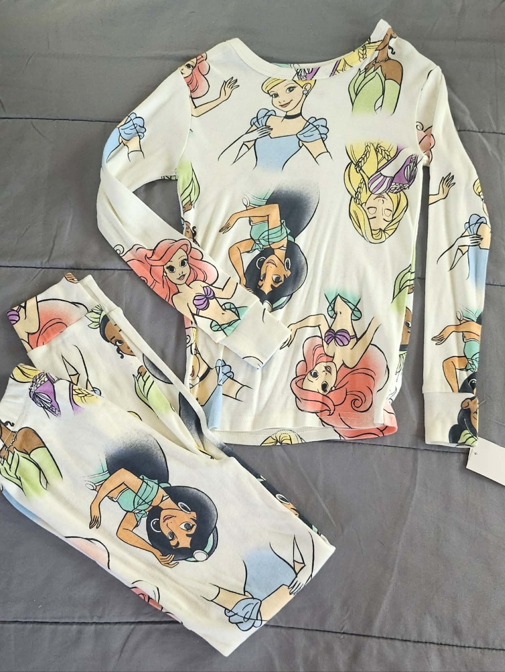Disney Princess pajama set, girls size 8, Ariel, Cinderella, Jasmine
